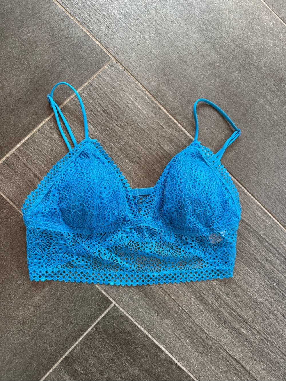 Victorias Secret Blue Padded Lace Bralette - size S